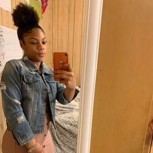 Meet your Posher, Christiny